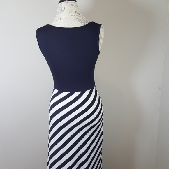 ❤4 for 20❤  Haoocu maxi dress - Picture 2 of 4